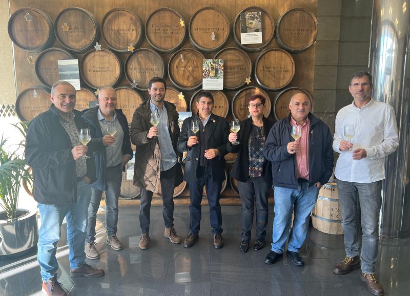 Pedro Branco destaca a aposta do Goberno polo sector vitivinícola galego, con máis de 25 millóns en axudas para garantir o crecemento das adegas e fomentar o *enoturismo