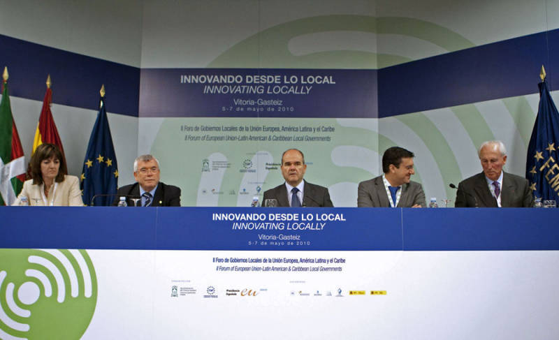 Chaves preside la inauguración del II Foro de gobiernos locales de la UE-América Latina y Caribe
<br/>